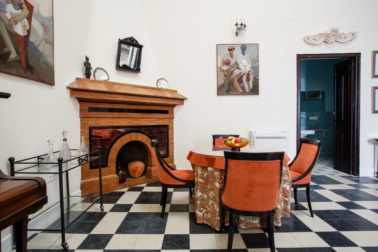 Suites Machado Sevilla Exteriör bild